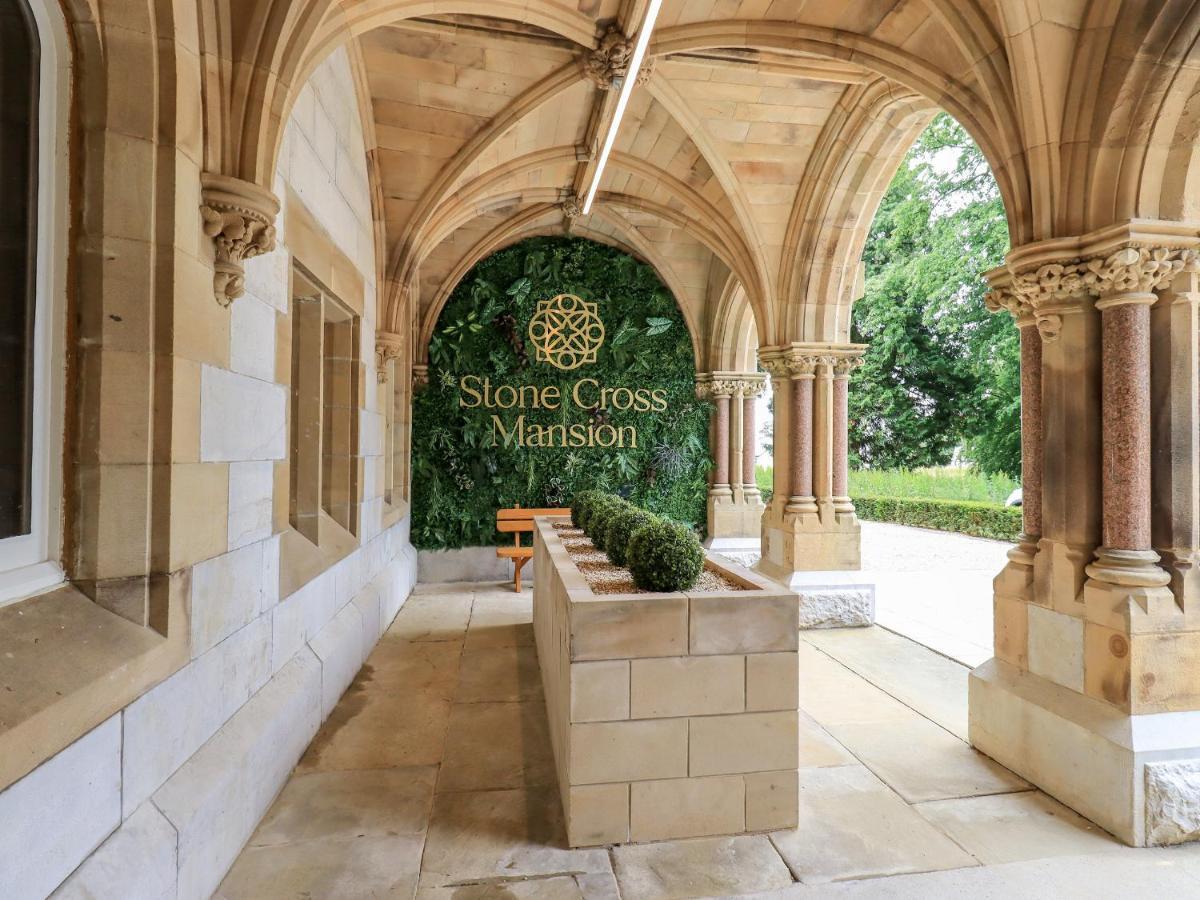 The Mabel Suite Stone Cross Mansion Улверстон Экстерьер фото